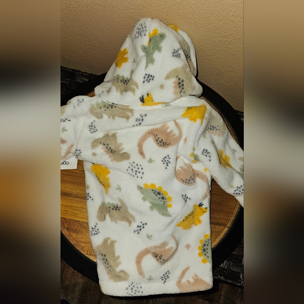 Baby NWT Dinosaur Bundle - Bin, Robe, Toy, Burp Cloths And Blankets - Picture 8 of 13